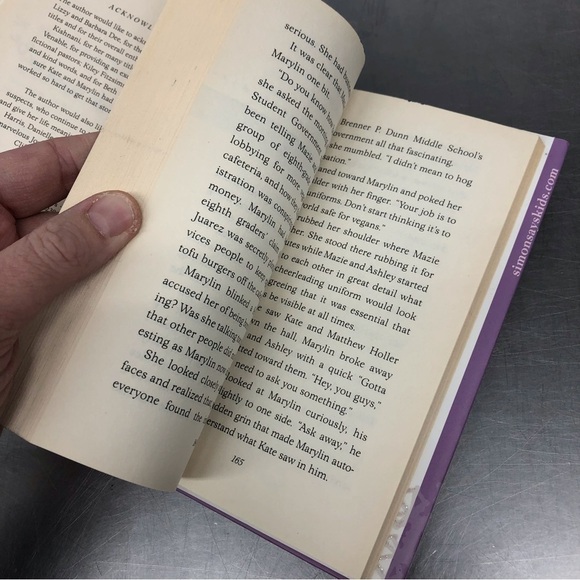 The Kind of Friends We Use to be by: Frances O'rquark Dowell, Hardback book - Picture 5 of 7